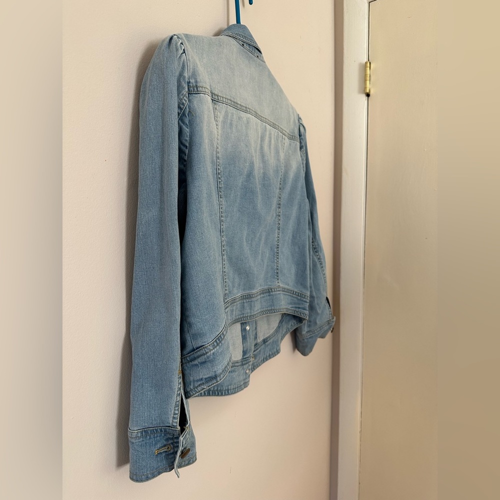 Tuckernuck Light Blue Denim Jean Jacket - Picture 5 of 8